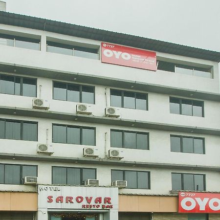Oyo Hotel Sarovar Grand Kalamboli Esterno foto