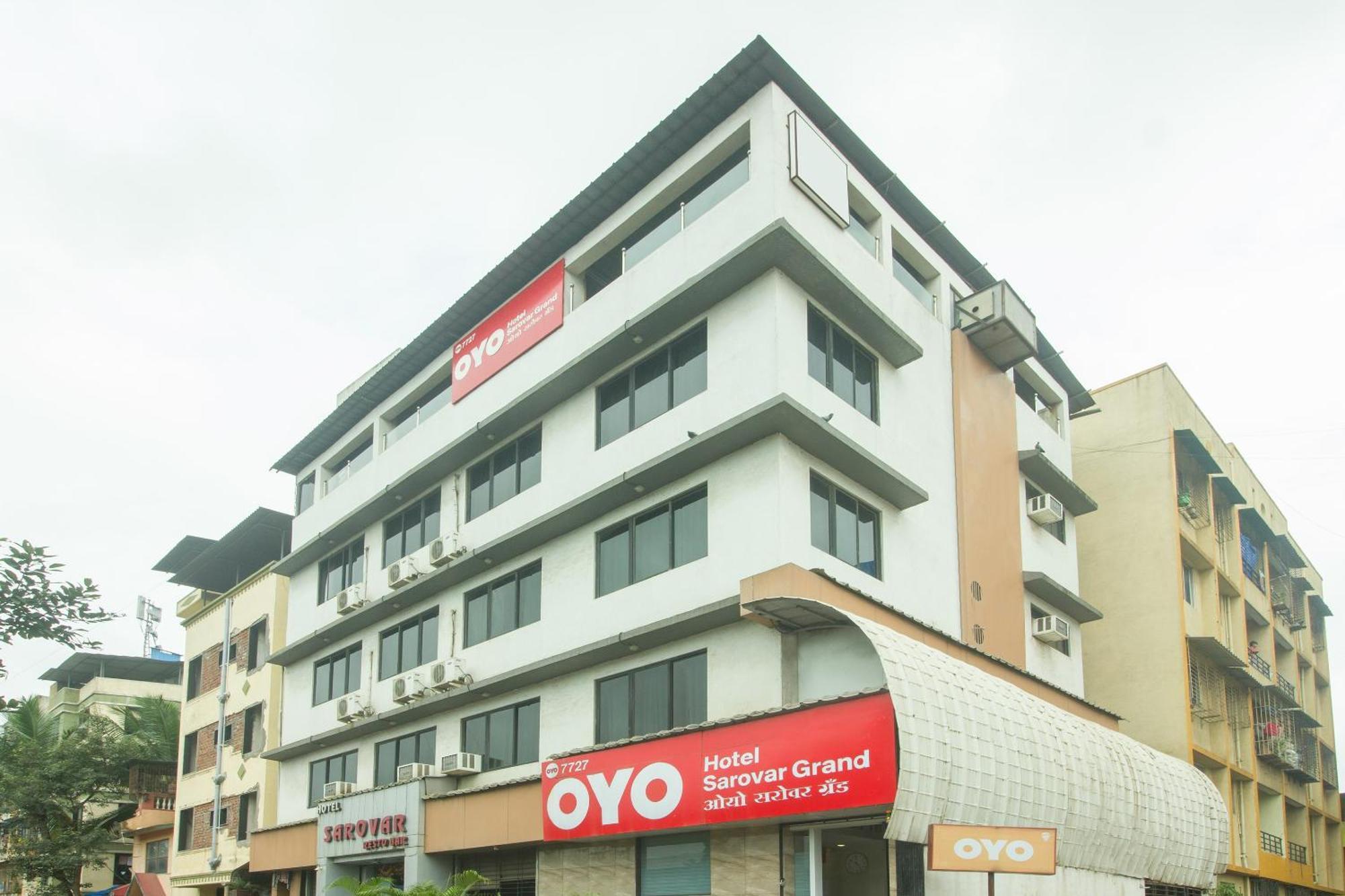 Oyo Hotel Sarovar Grand Kalamboli Esterno foto